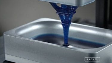 Observa-como-trabaja-Carbon3D-una-impresora-que-emplea-liquido-para-modelar