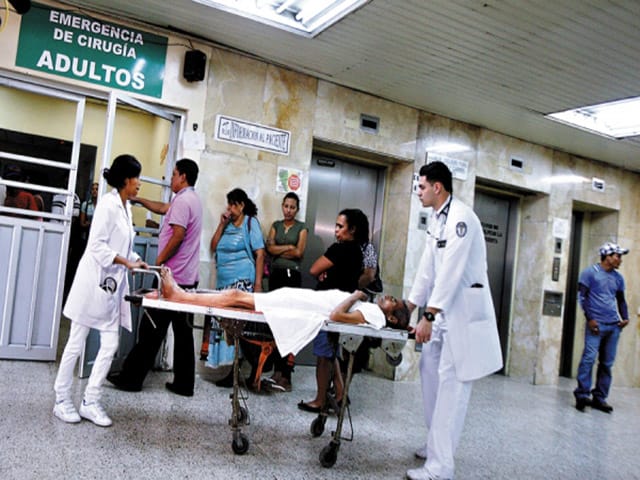 posible colapso de hospitales 