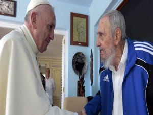 La reunión entre ambos líderes fue amena, según el vocero del Vaticano Federico Lombardi. (AP Photo/Alex Castro) 