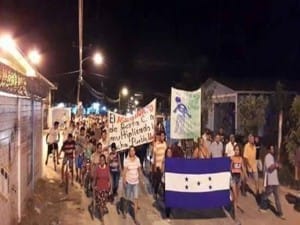 Los pobladores se han ido a las calles a exigir la no construcción de proyectos hidroeléctricos en el Río Cuyamel
