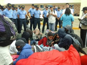 Estudiantes capturados aun están en poder de la policia