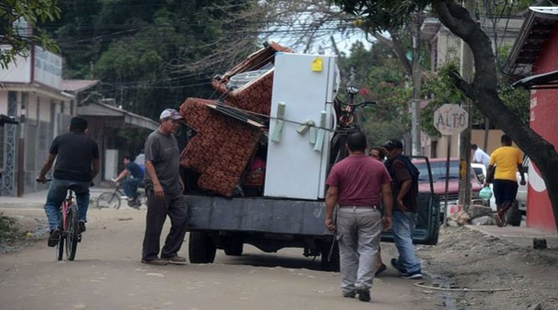 Miles de familias hondureñas son desplazadas