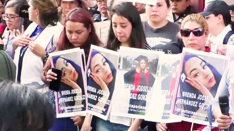 Feministas mexicanas planean una huelga nacional